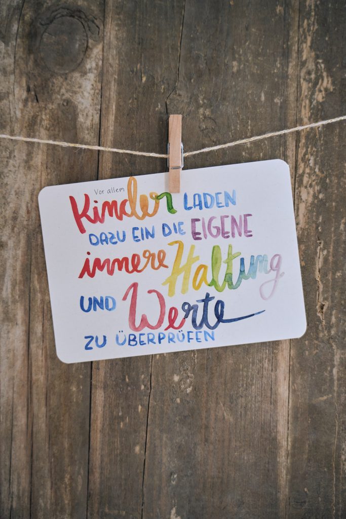 Kinder laden dazu ein die eigene innere Haltung und Werte zu überprüfen